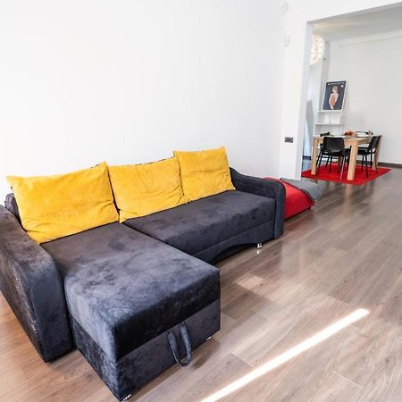 Cozy & Spacious Flat Near Victoriei Square Bucharest Exterior photo